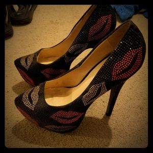 6 inch high heels that have never been worn